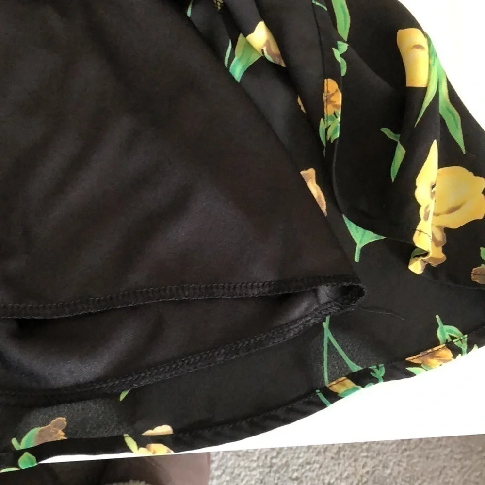 Lush dress sleeveless, crossover front and back - Picture 7 of 10